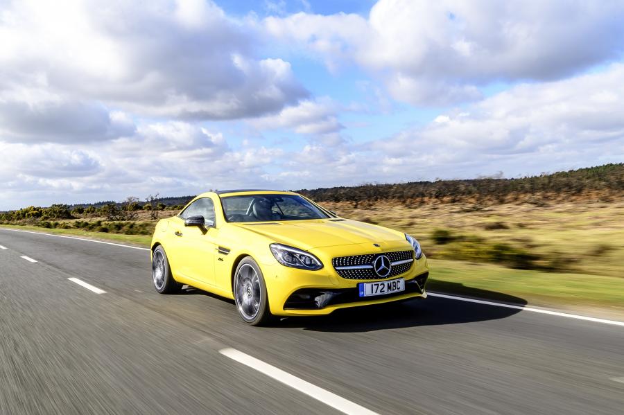  Mercedes-Benz SLC300 Final Edition (R172) 2019 года  (UK) (фото 2 из 19)
